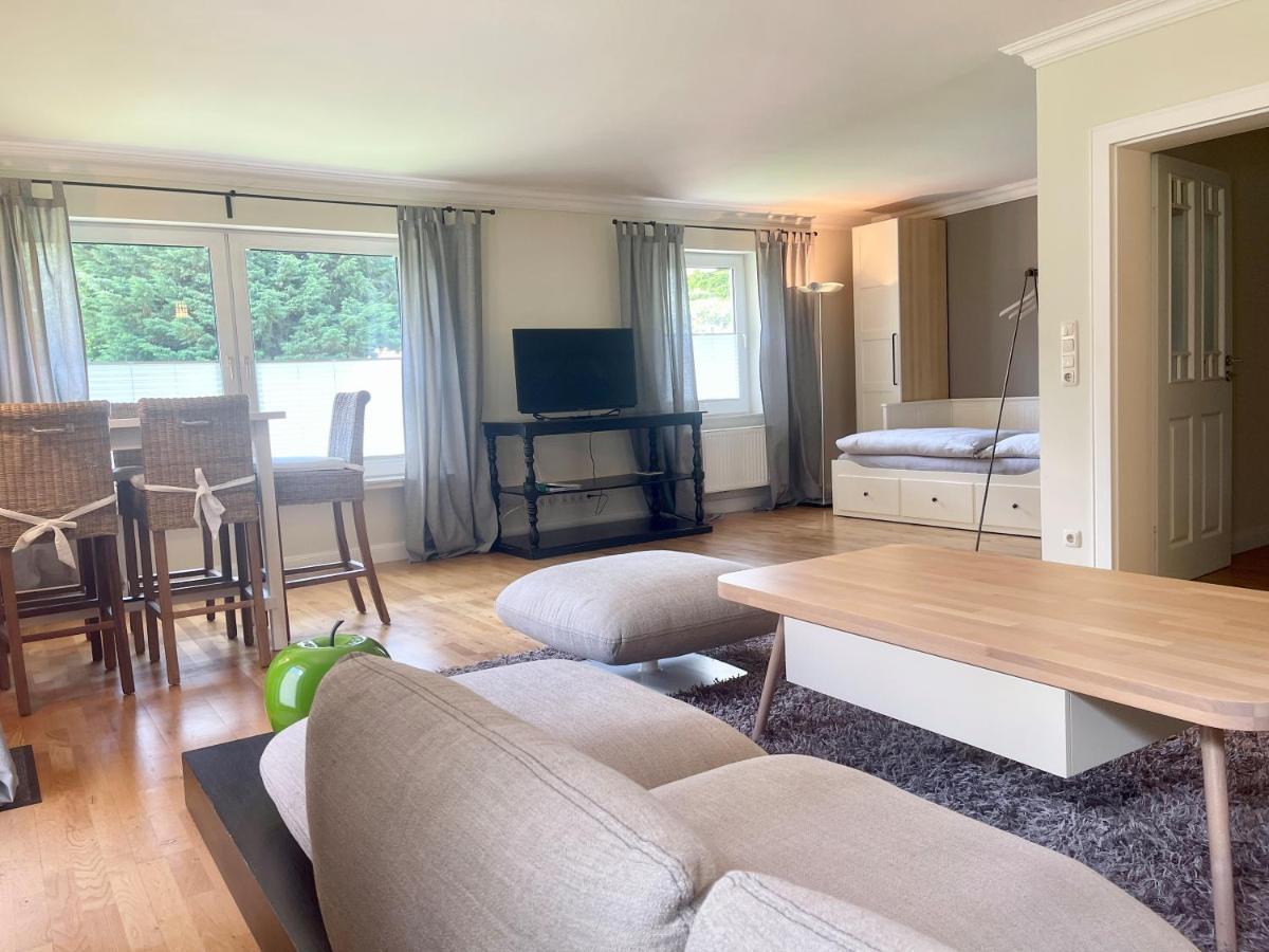 Landhaus Am Wald Mit Garten Mit 1 Schlafnische Und 1 Schlafzimmer Aurich Ngoại thất bức ảnh